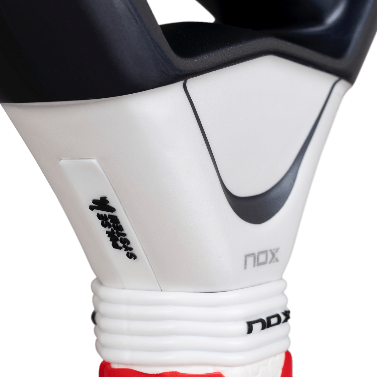 AT10 Luxury Genius 12K Alum XTREM Lite 2026 by Agustín Tapia - NOXpalas2026Palas