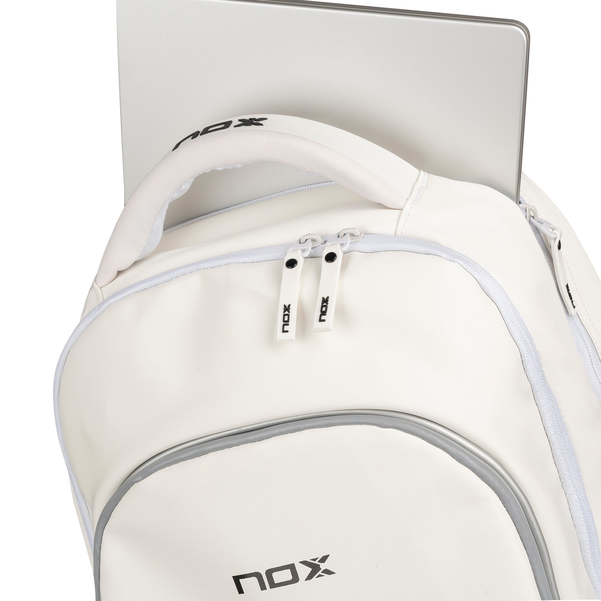 Mochila PRO SERIES blanco - NOX2024Mochilas